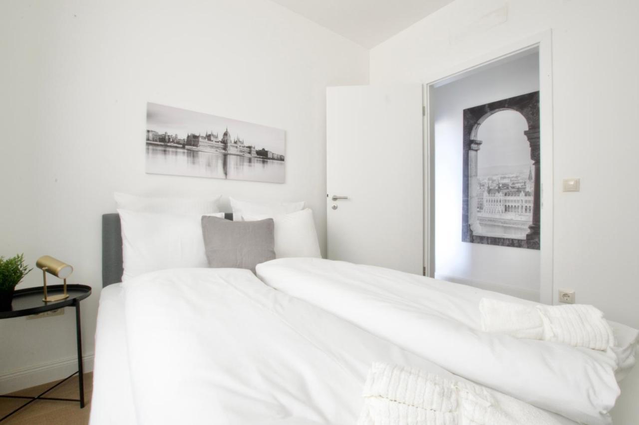 Penthouse Apartment By Hi5 -At The Top Of ブダペスト エクステリア 写真