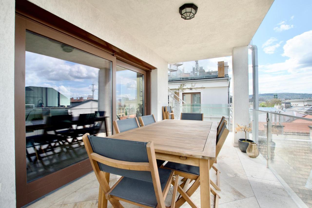 Penthouse Apartment By Hi5 -At The Top Of ブダペスト エクステリア 写真