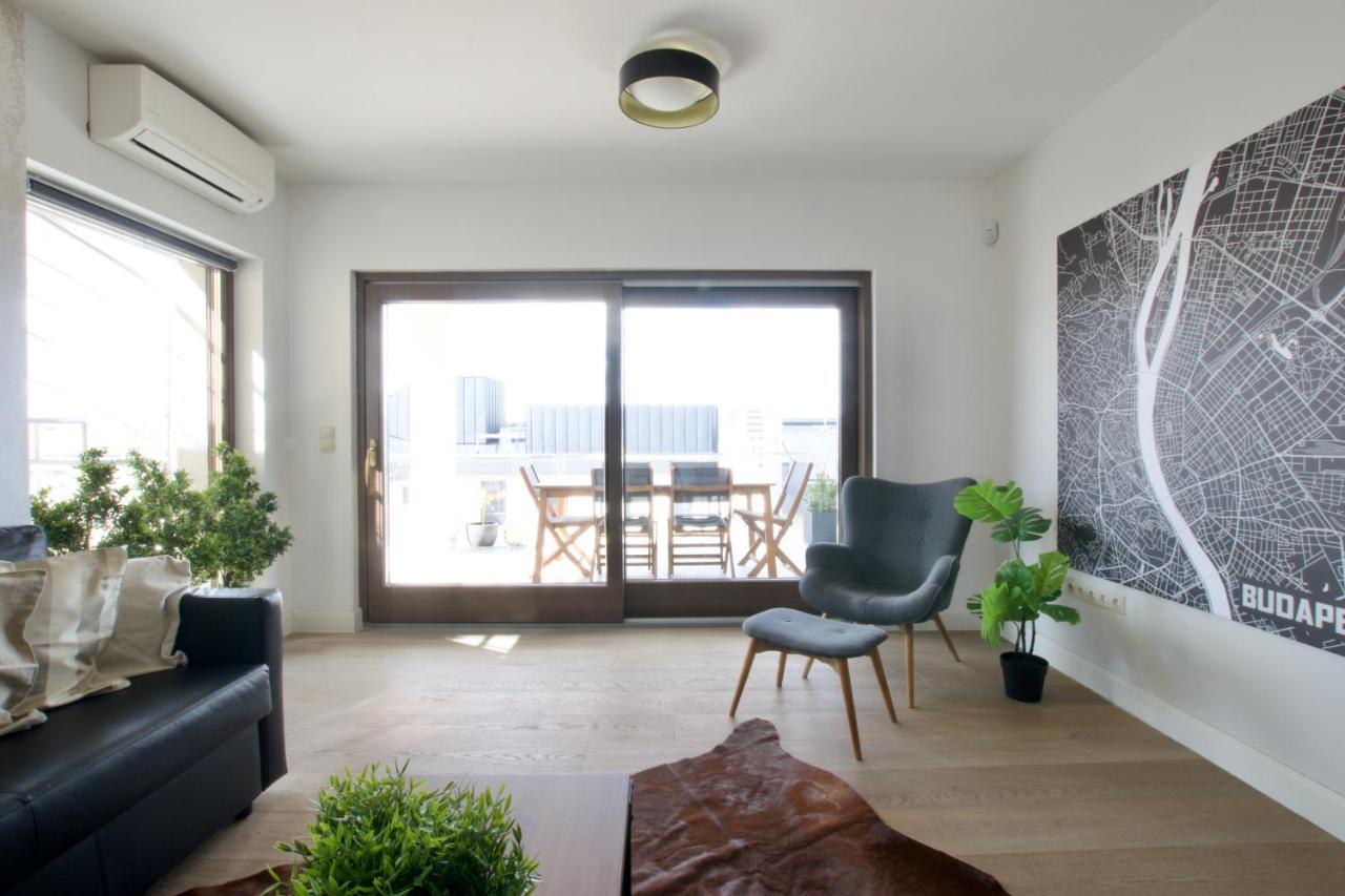 Penthouse Apartment By Hi5 -At The Top Of ブダペスト エクステリア 写真