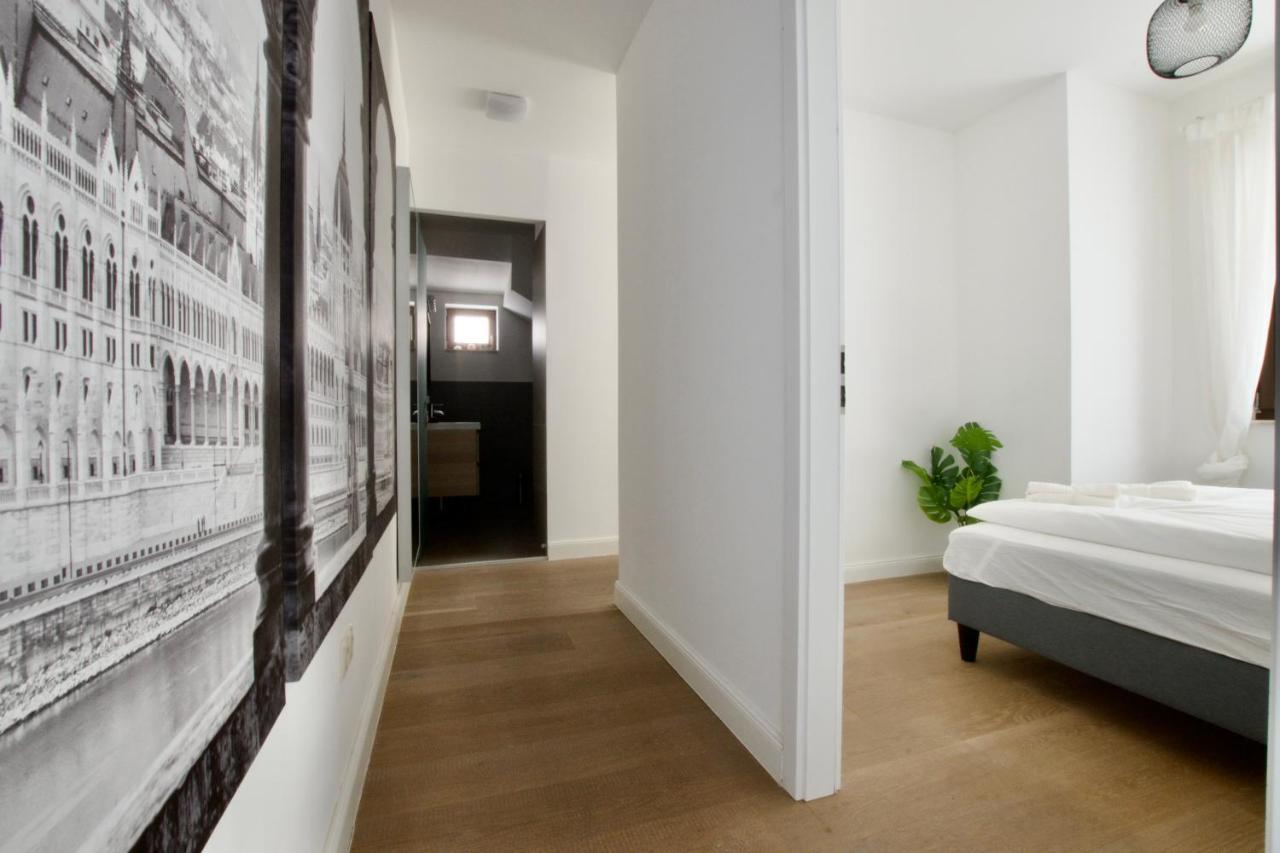 Penthouse Apartment By Hi5 -At The Top Of ブダペスト エクステリア 写真
