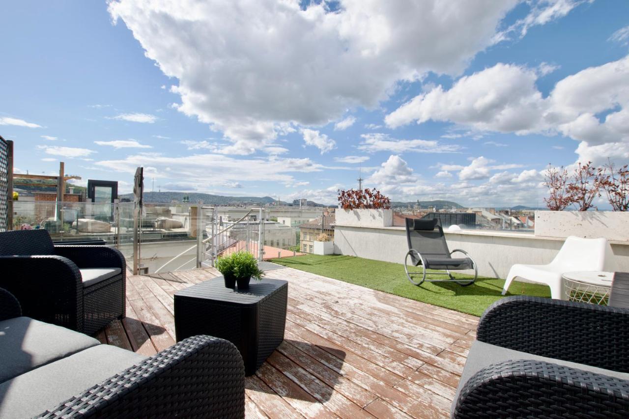Penthouse Apartment By Hi5 -At The Top Of ブダペスト エクステリア 写真