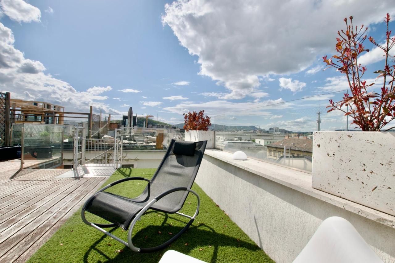 Penthouse Apartment By Hi5 -At The Top Of ブダペスト エクステリア 写真